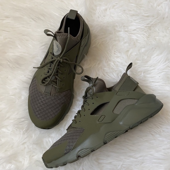 NWOB Nike Air Huarache Run Ultra Triple Olive - Picture 8 of 9